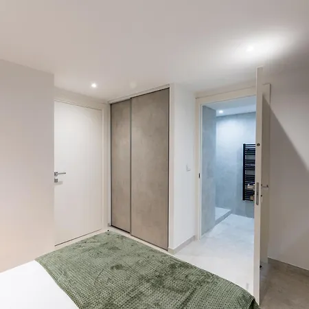 Apartment - 3 - St Raph